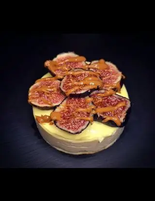 Ricetta Cheesecake Basca Fichi e Arachidi di Loca