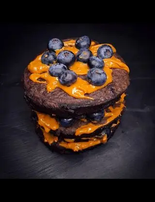 Ricetta Choco Pancake Arachidi e Mirtilli di Loca