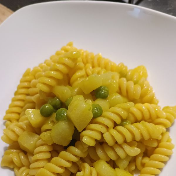 Fusilli con patate, piselli e zafferano Al.ta Cucina unchiccodichef