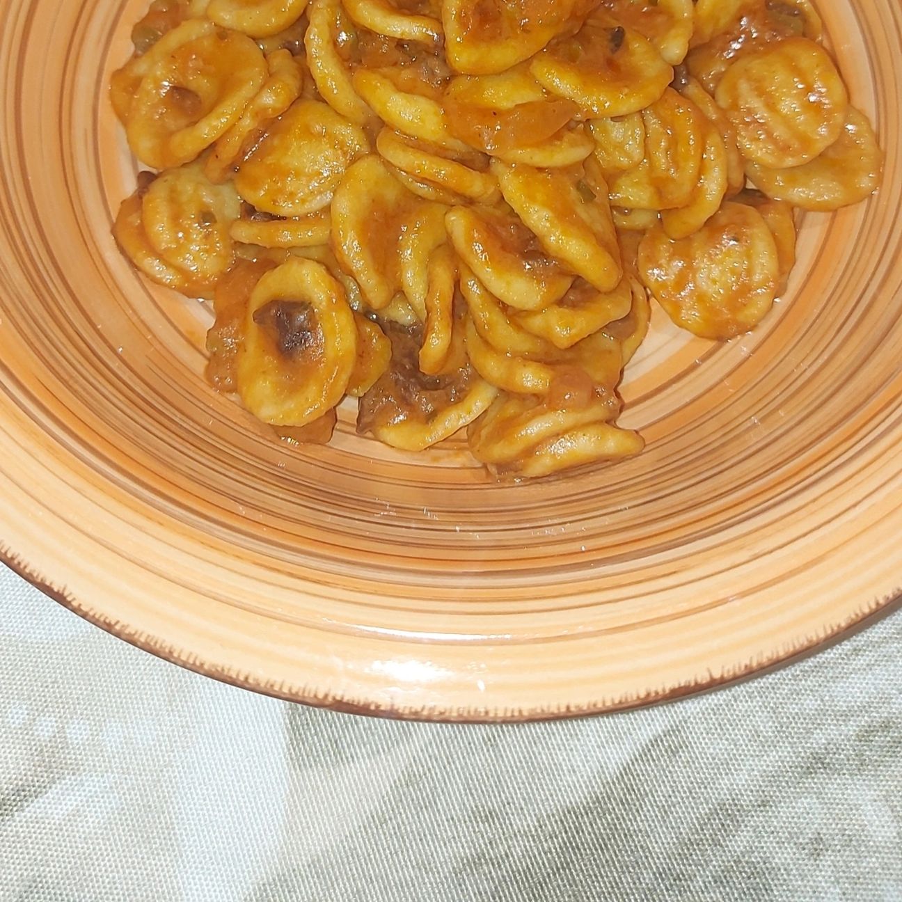 Orecchiette al sugo di olive