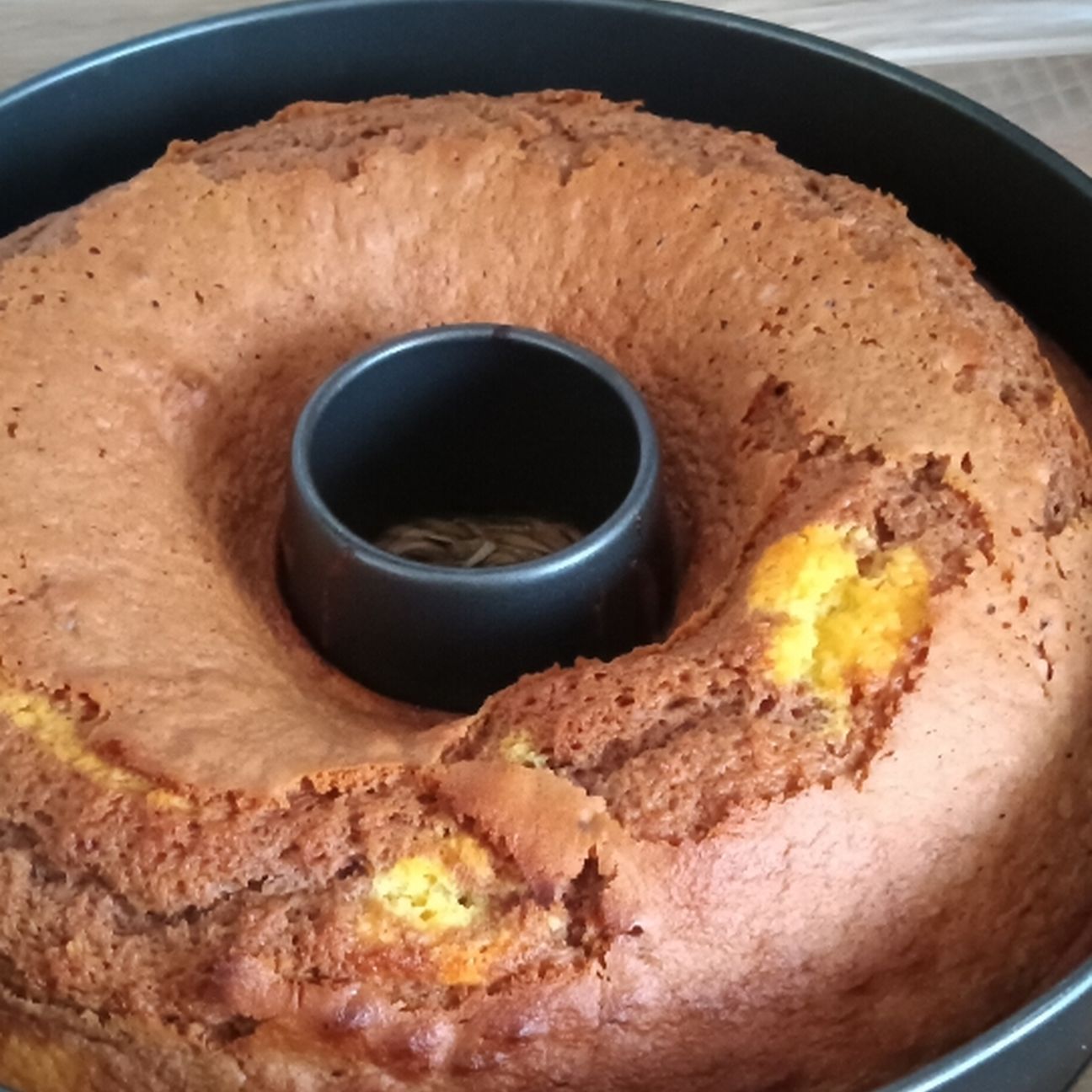 Ciambellone bicolore