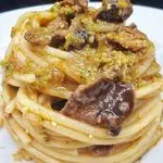 Ricetta Spaghetti alle acciughe, olive taggiasche e bottarga di murgine