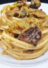 Ricetta Spaghetti alle acciughe, olive taggiasche e bottarga di murgine