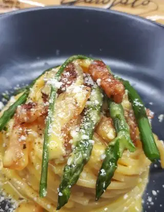 Ricetta Spaghetti chitarra Garofalo   alla carbonara di asparagi di Secondo_zio_claudio