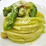 Ricetta Bucatini con asparagi, guanciale e pecorino