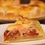 Ricetta Torta rustica con Salmone Norvegese, patate e pomodorini confit