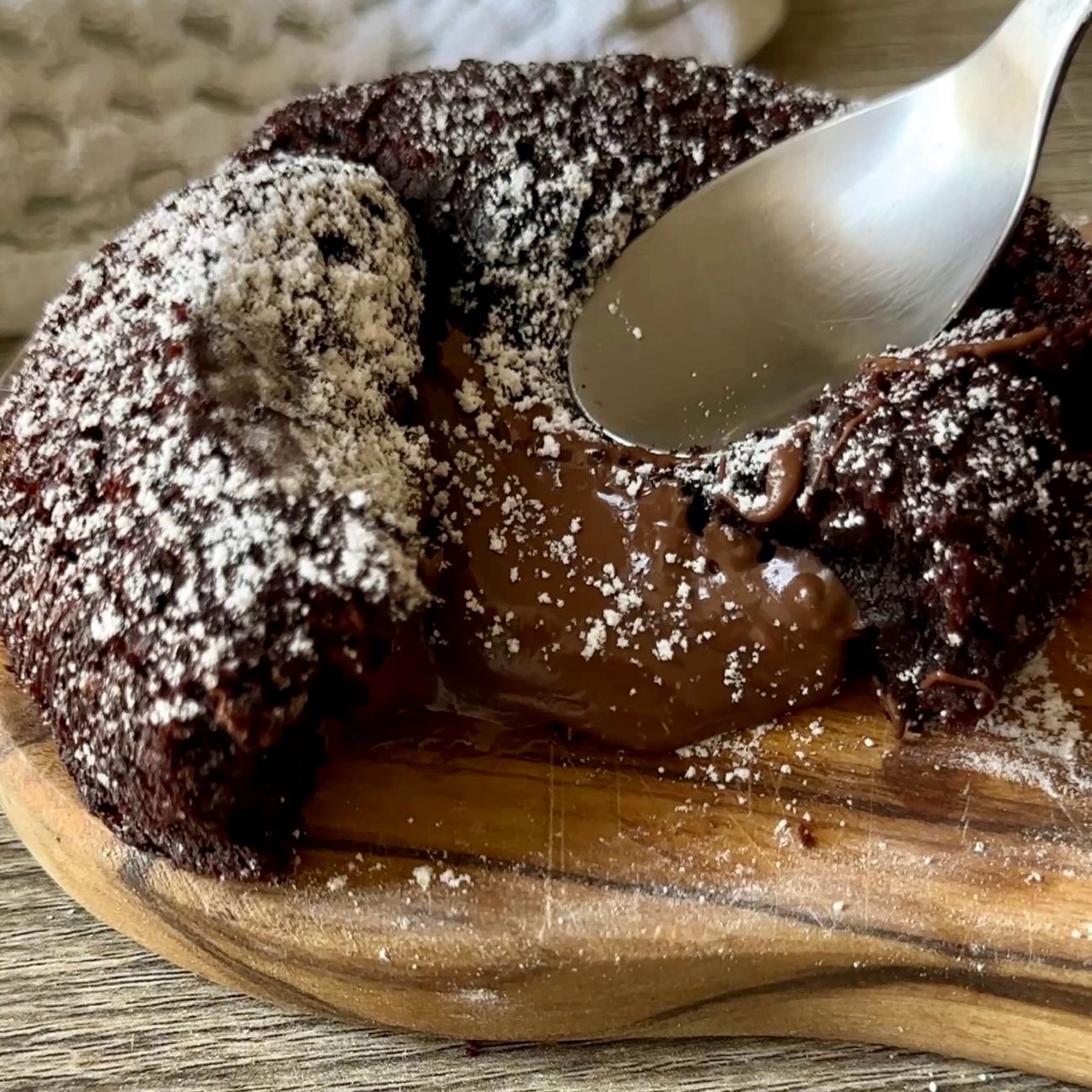 TORTINO AL CIOCCOLATO senza uova, burro e zucchero