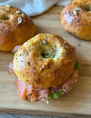 Ricetta BAGEL 2 INGREDIENTI - SENZA LIEVITAZIONE di unfilodolio