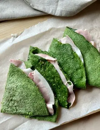 Ricetta Crepes verdi filanti di unfilodolio