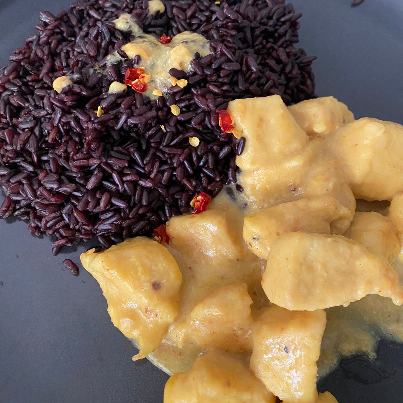 Pollo al curry light con riso venere