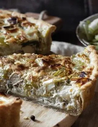 Ricetta Torta salata vegana ai porri e tofu affumicato di lastanzadeisapori