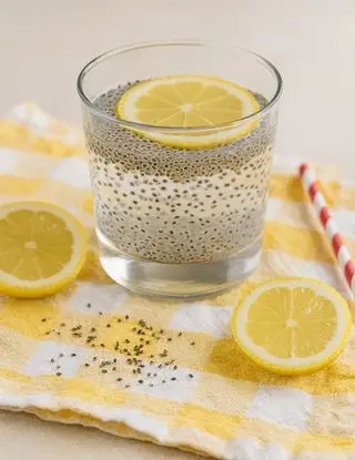 Ricetta Acqua detox chetogenica con semi di chia e limone di lastanzadeisapori