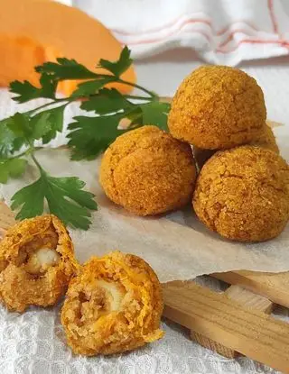 Ricetta Polpette di zucca senza uova con Galbanino cotte in forno di Sweet1986.86