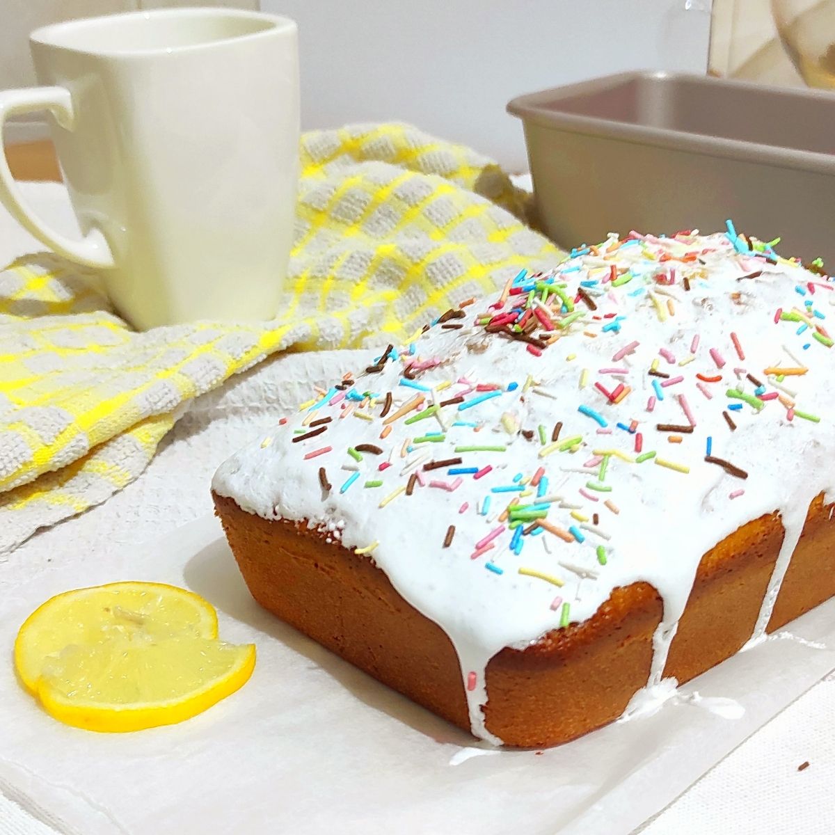 Plumcake al limone glassato alla vaniglia