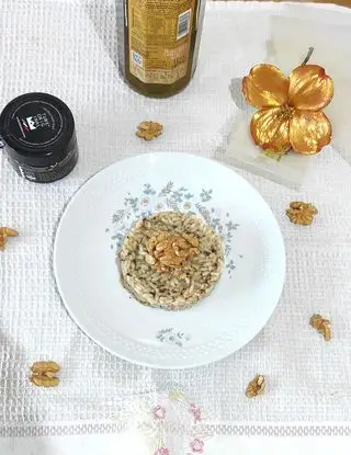 Ricetta Risotto con salsa tartufata, parmigiano e noci di Sweet1986.86