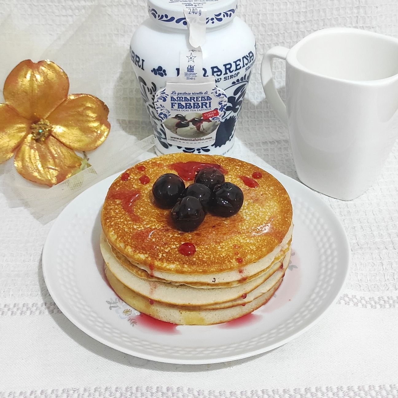 Pancakes con amarene sciroppate