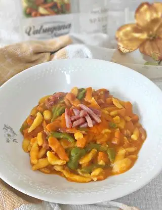 Ricetta Spätzle tricolore con crema di zucca e speck di Sweet1986.86