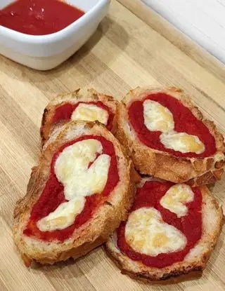 Ricetta Pizzette di pane al forno di Sweet1986.86