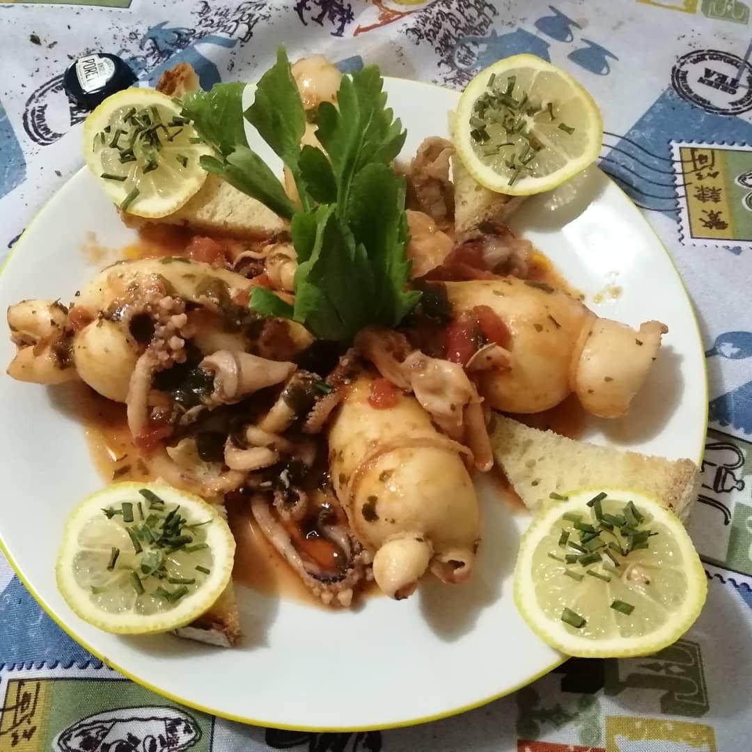 Calamari ripieni di misto pesce