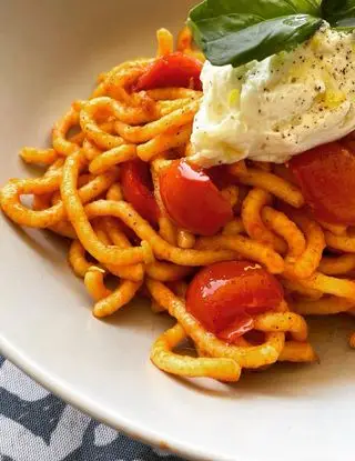 Ricetta Bigoli con pomodorini datterini e ricotta di gessi_in_cucina