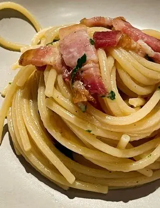 Ricetta Spaghetti con pancetta affumicata di gessi_in_cucina