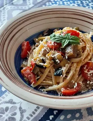 Ricetta Pasta con sugo di melanzane e pomodorini di gessi_in_cucina