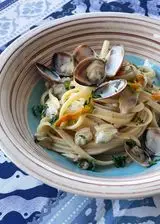 Ricetta Linguine con vongole e fiori di zucca