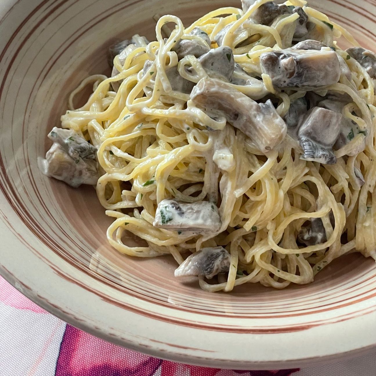 Tagliolini panna e funghi