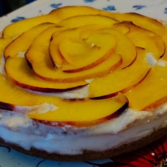 Cheesecake pesche e amaretti