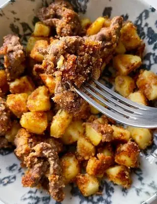 Ricetta Straccetti di carne panati con patate sabbiose di ilmiopiattoacolori