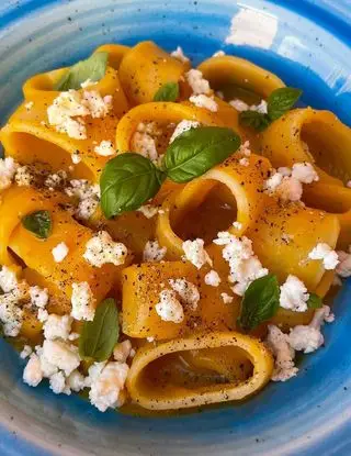 Ricetta Crema di zucca, feta e nocciole di ilmiopiattoacolori
