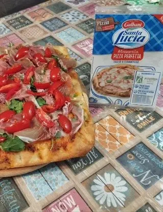 Ricetta Pizza con rucola, prosciutto crudo e pomodoro di mattyprov156