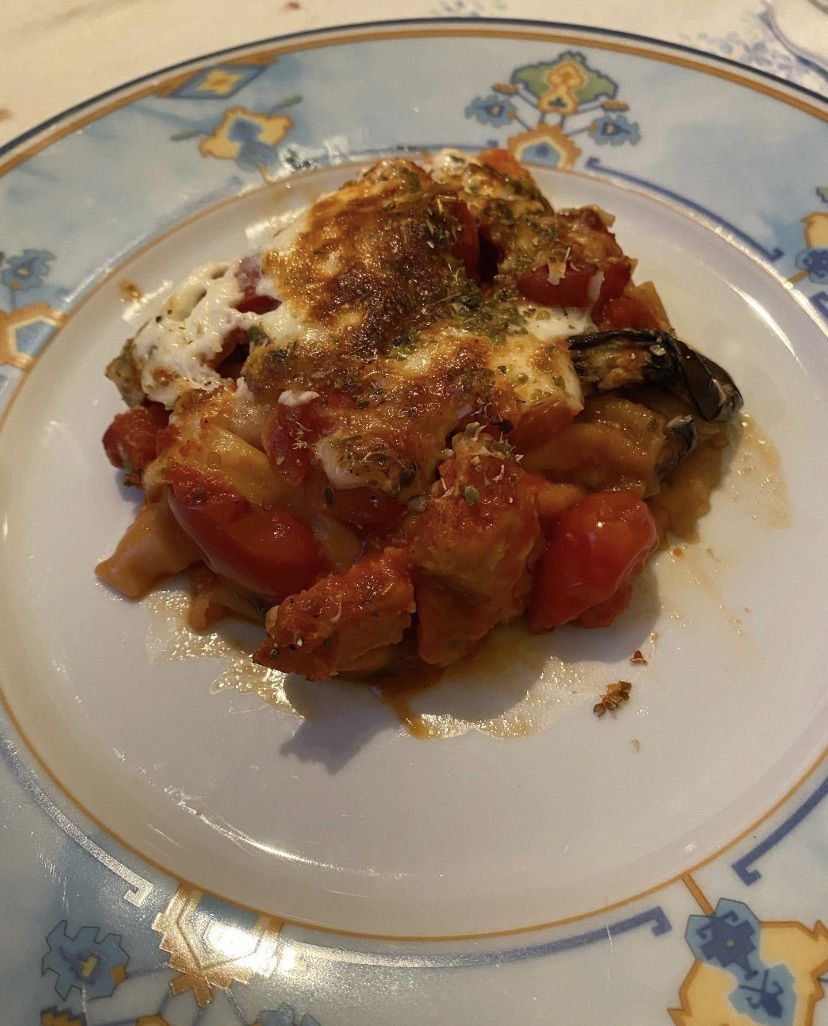 Parmigiana di melanzane con pane carasau