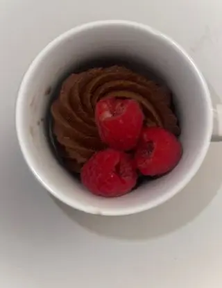 Ricetta Mousse al cioccolato con lamponi di unamammaincucina