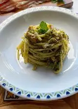 Ricetta Linguine con crema di zucchine, menta e pancetta croccante