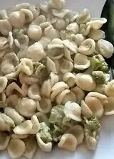 Ricetta Orecchiette Pugliesi con cavolo romanesco