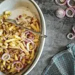 Ricetta Patate al forno con pancetta e cipolla