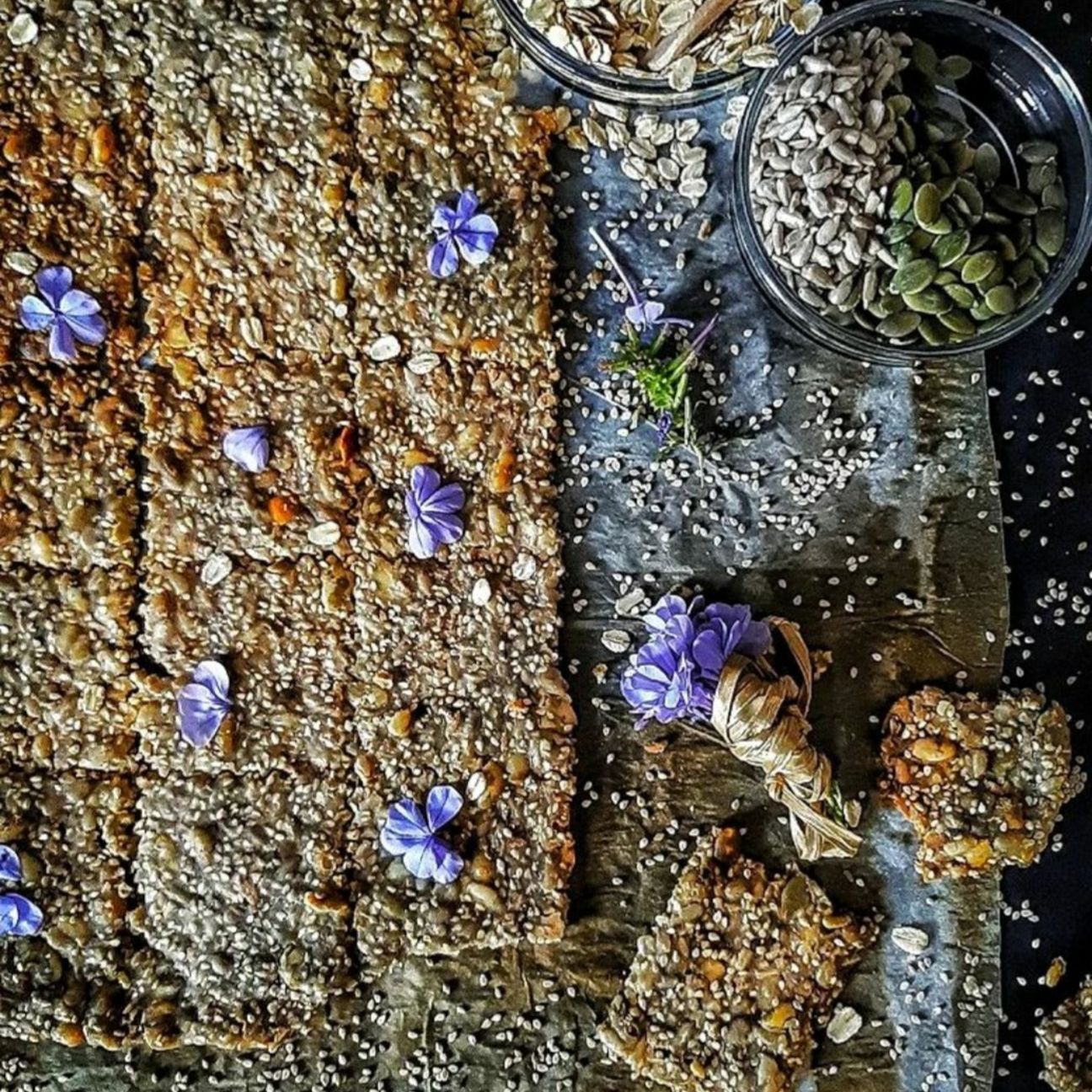 Crackers ai semi misti