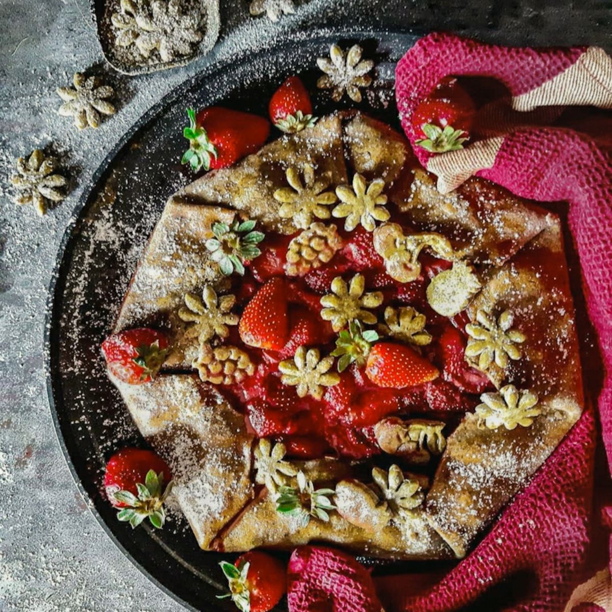 Galette di avocado alle fragole