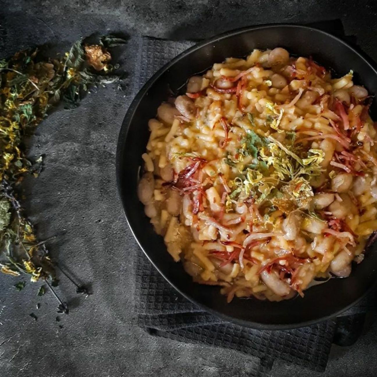 Pasta fagioli e speck cremosa