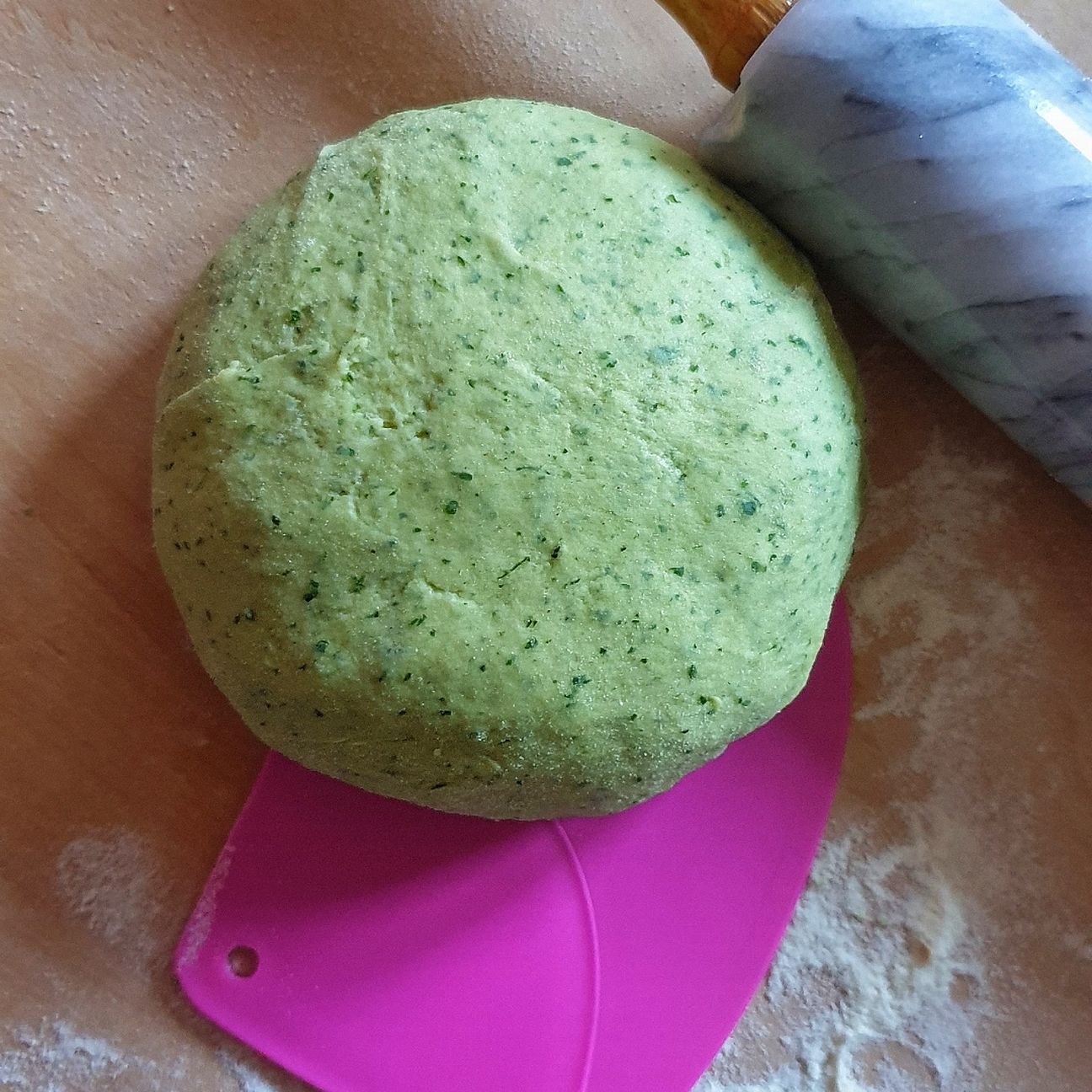 Pasta matta al prezzemolo