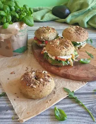 Ricetta Avocado buns di Bina