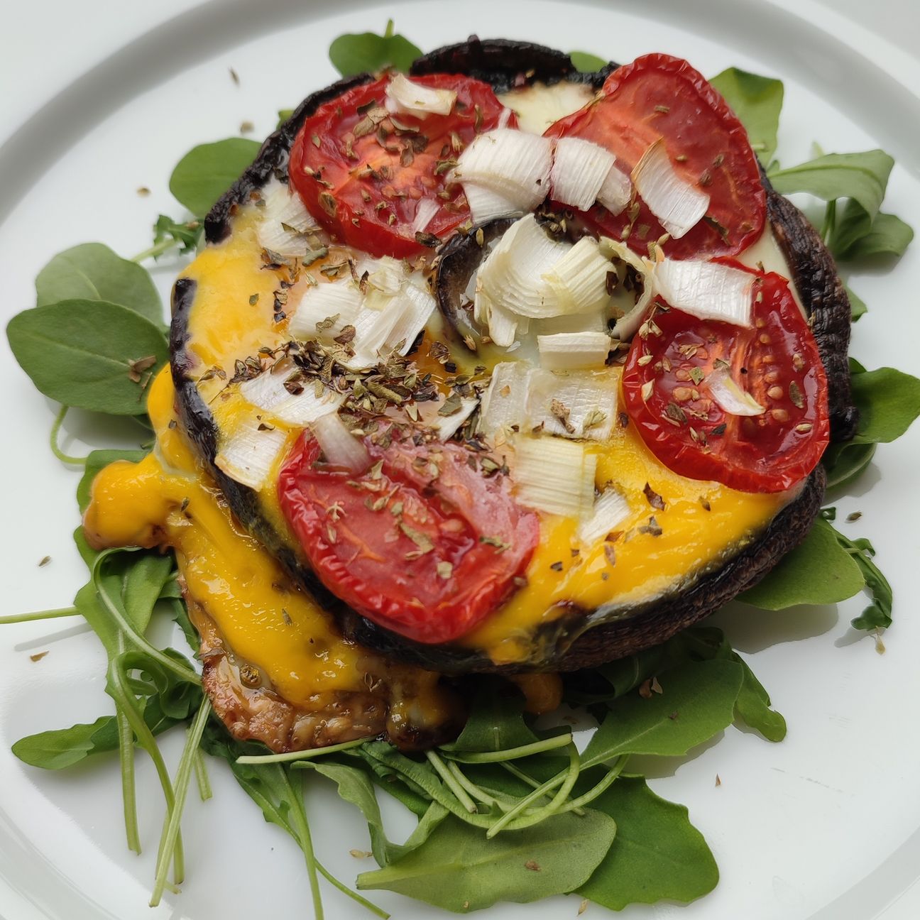 Funghi Portobello, uova con pomodorini e porri