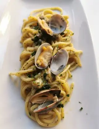 Ricetta Spaghettoni alle vongole veraci #NataleAltaCucina di kitchen_esposito