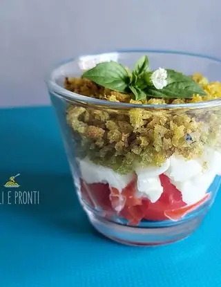 Ricetta Insalata caprese mignon con crumble al basilico di belliepronti