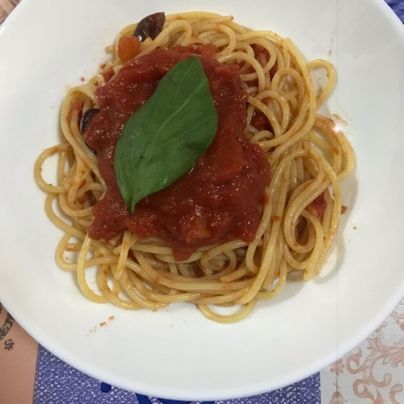 Spaghetti con pomodoro