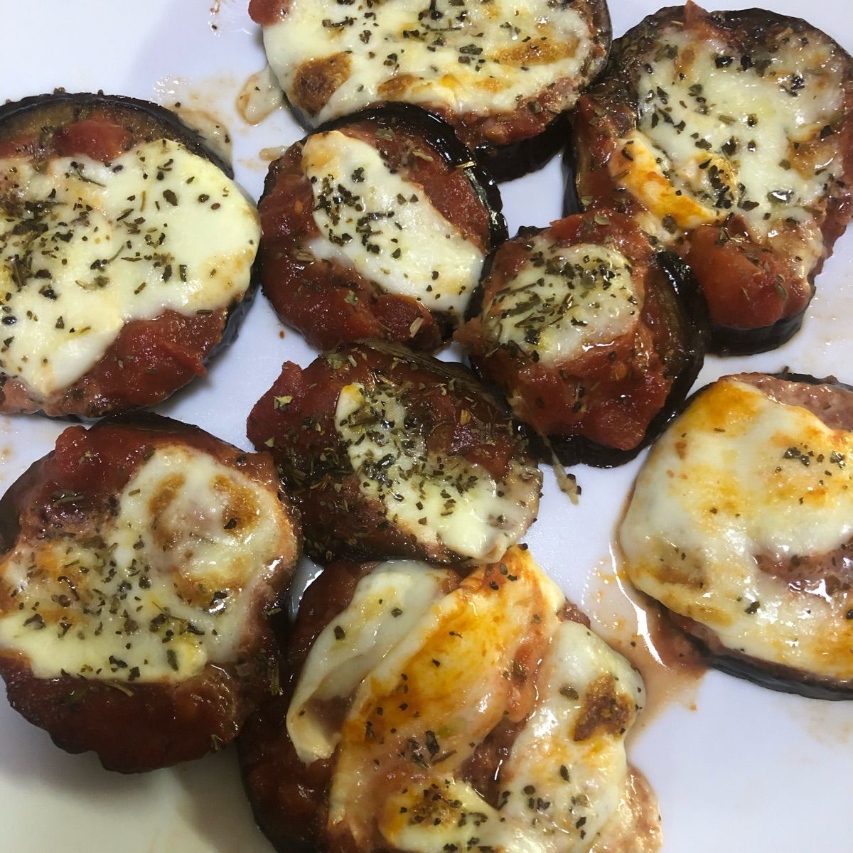 Melanzane passata di pomodoro e mozzarella 😋