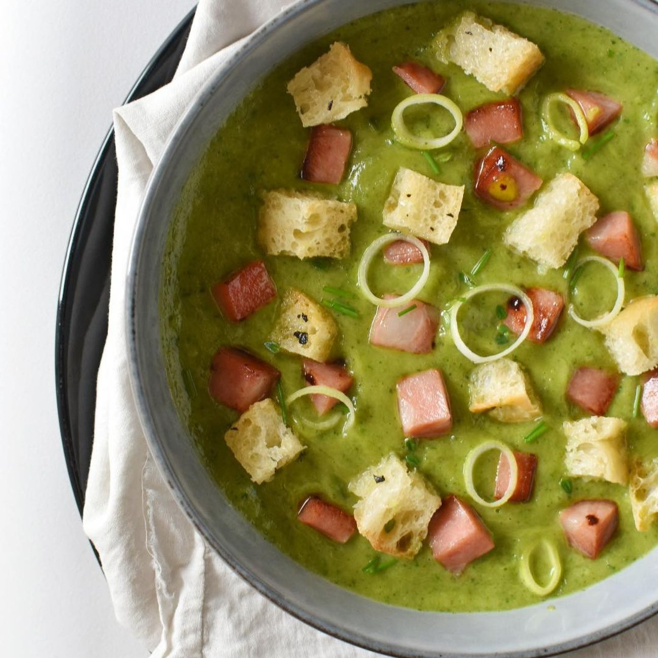 VELLUTATA ZUCCHINE E MORTADELLA