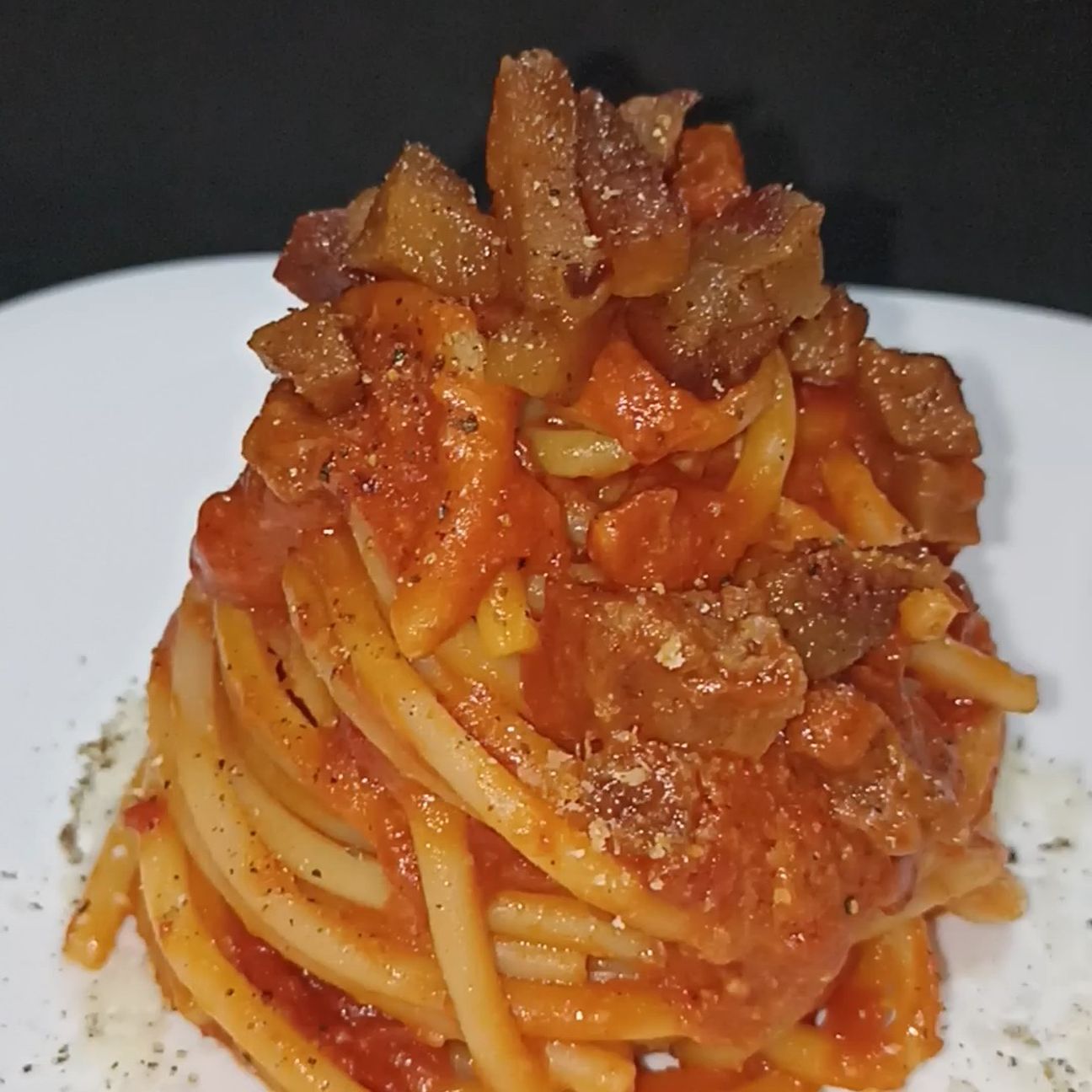 Bucatini all' amatriciana