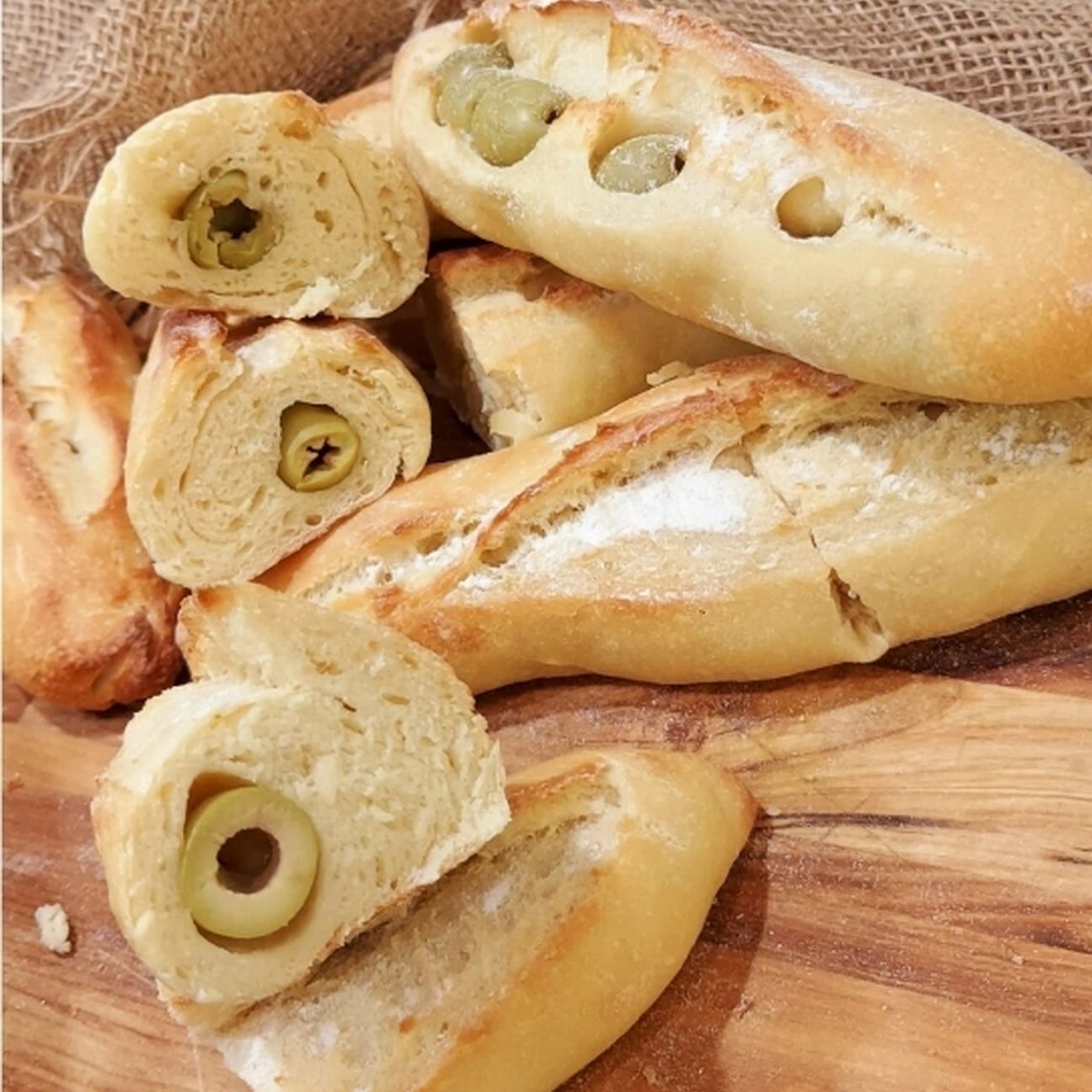 Ciriola romana con olive